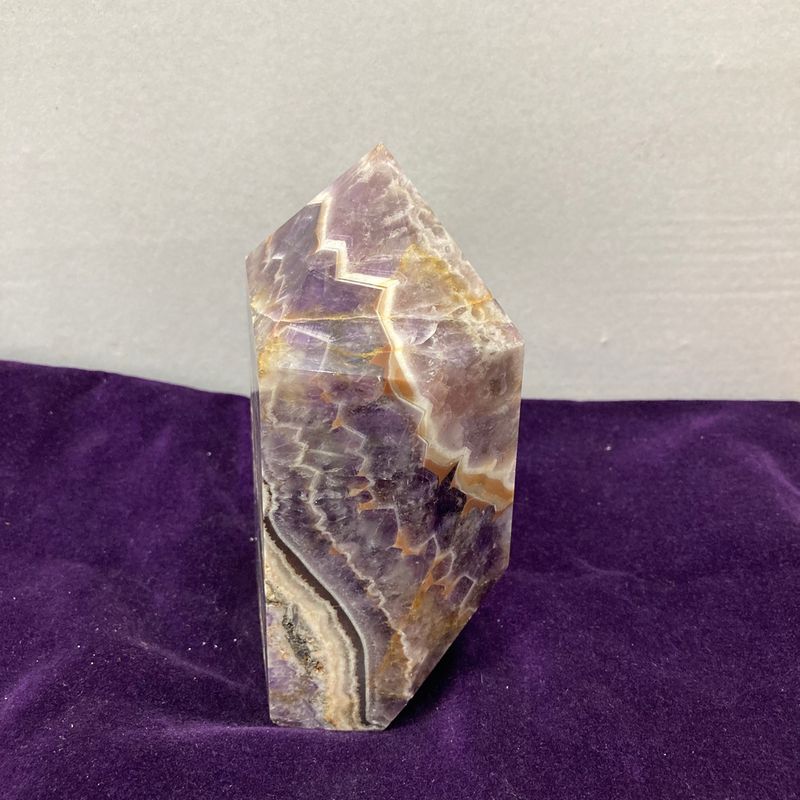 amethyst point large 3