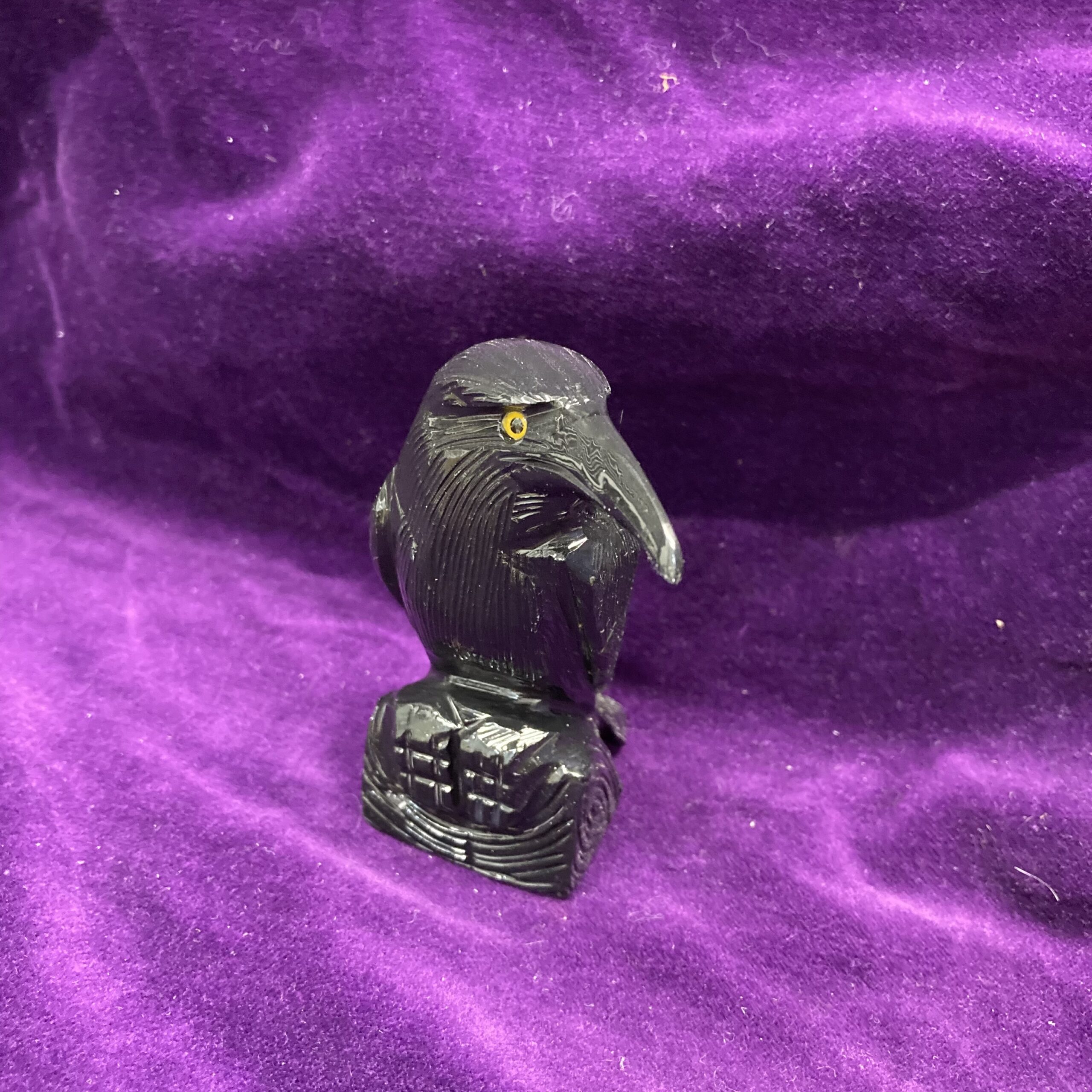 raven black onyx front view